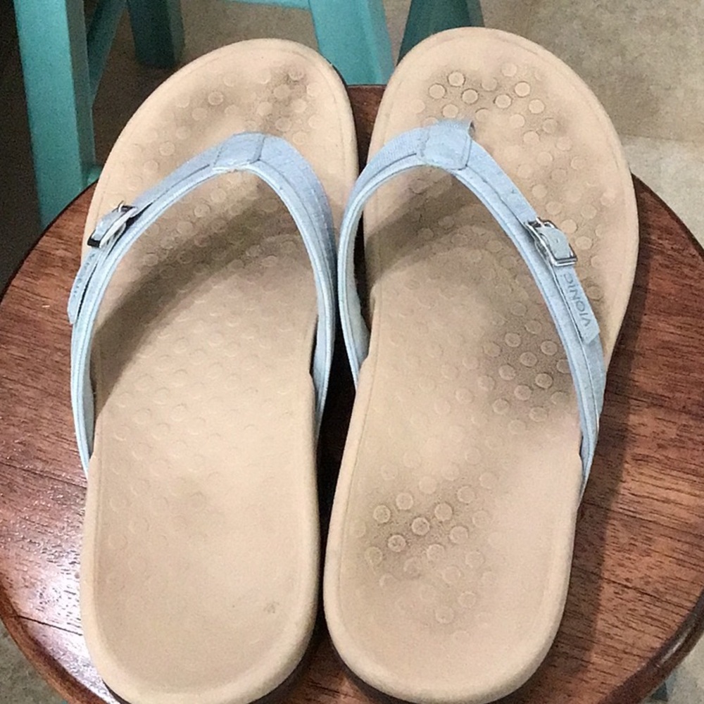 Vionic Sandals Size 10 View 2